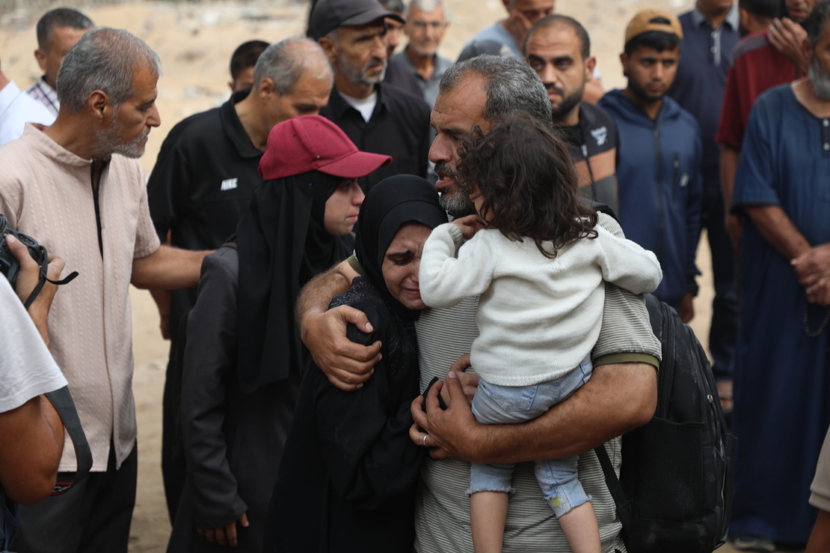 Канцлер Германии предложил беженцам из Сирии вернуться обратно