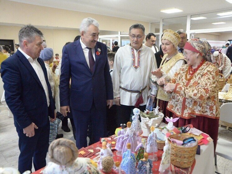 В Чебоксарах прошёл фестиваль «Единая семья народов России»