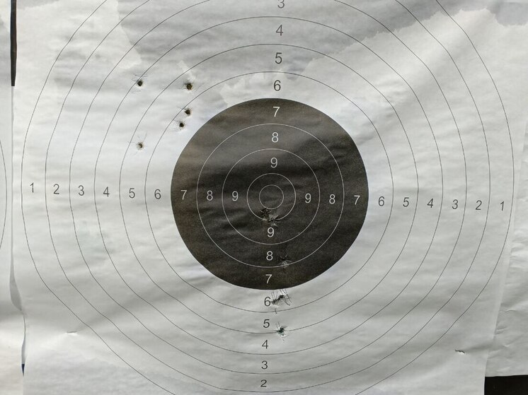 В Калининграде определили лучших стрелков из пневматической винтовки среди студентов