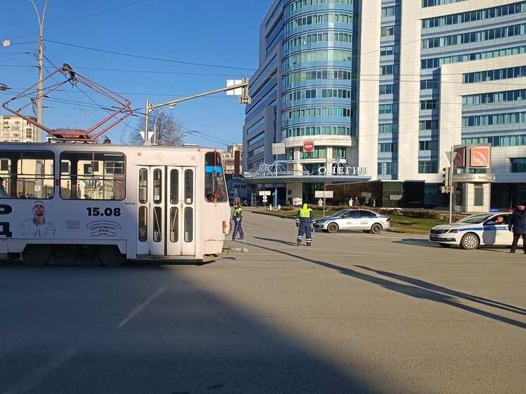 Перед крестным ходом в Екатеринбурге возникли недоразумения с транспортом