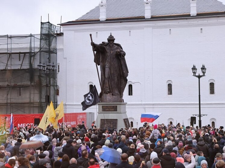 После масштабной реновации в Вологде вновь открылась Кремлевская площадь
