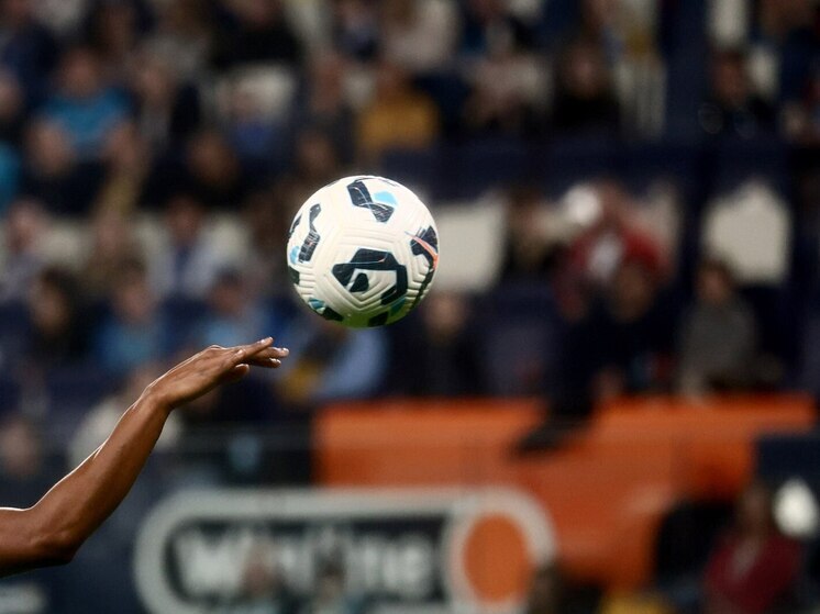 Футболист Быстров назвал «другим футболом» игру петербургского «Зенита»