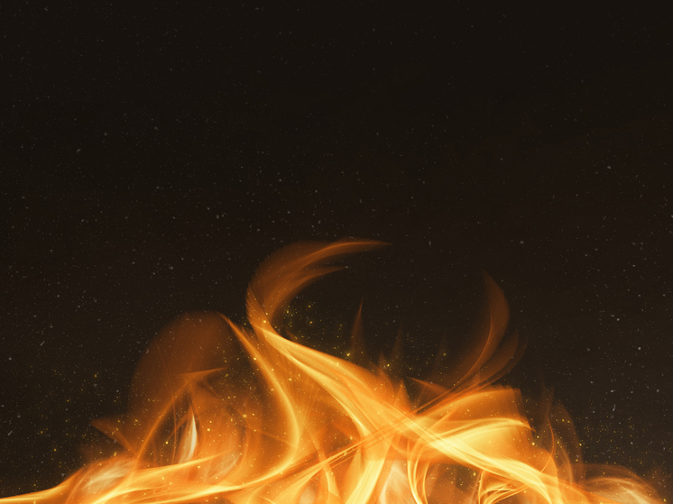 В Красноярске у Вечного огня заступил в караул сводный отряд разных поколений