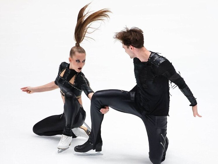 Петербургские фигуристы забрали 4 медали на втором этапе Гран-при в Красноярске