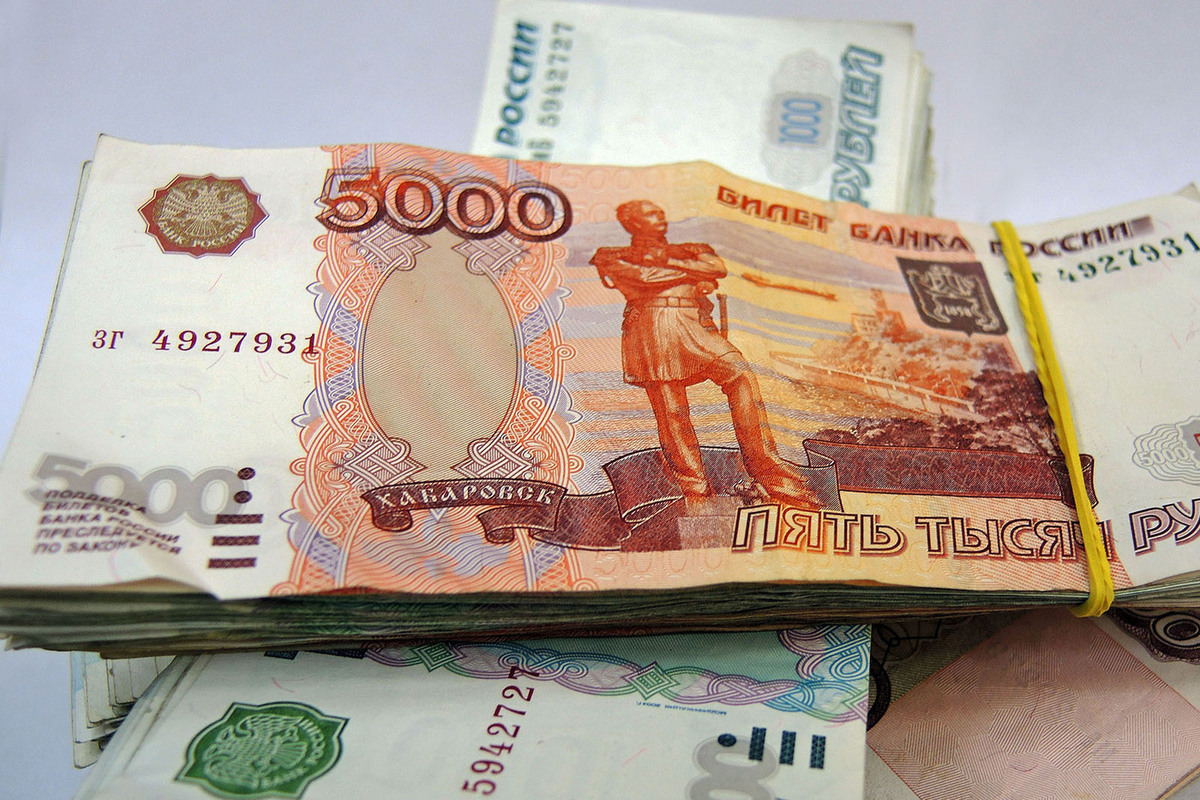 "Отцы-невидимки" бальзаковского возраста: судебные приставы составили общий портрет среднестатистического подмосковного алиментщика