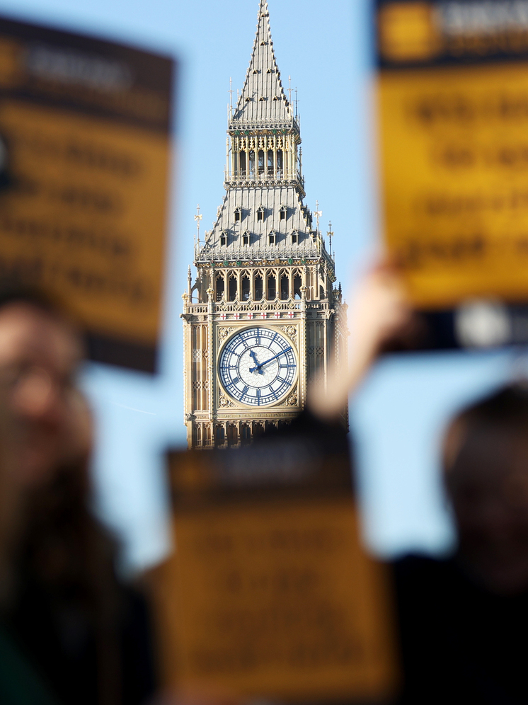 В Великобритании скончался самый богатый человек страны, миллиардер Гопичанд Хиндуджа