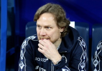 Штопор, в который попало московское «Динамо», трудно было себе представить ещё в начале чемпионата. Тогда бравурными лозунгами все как один приветствовали тренера сборной Валерия Карпина, который сошёл с Олимпа, и пришёл к «Динамо».  В последнее время всё больше возгласов о том, что Карпин – это тот самый белый слон, который только тогда угомонится, когда вытопчет всё то, что посажено. 