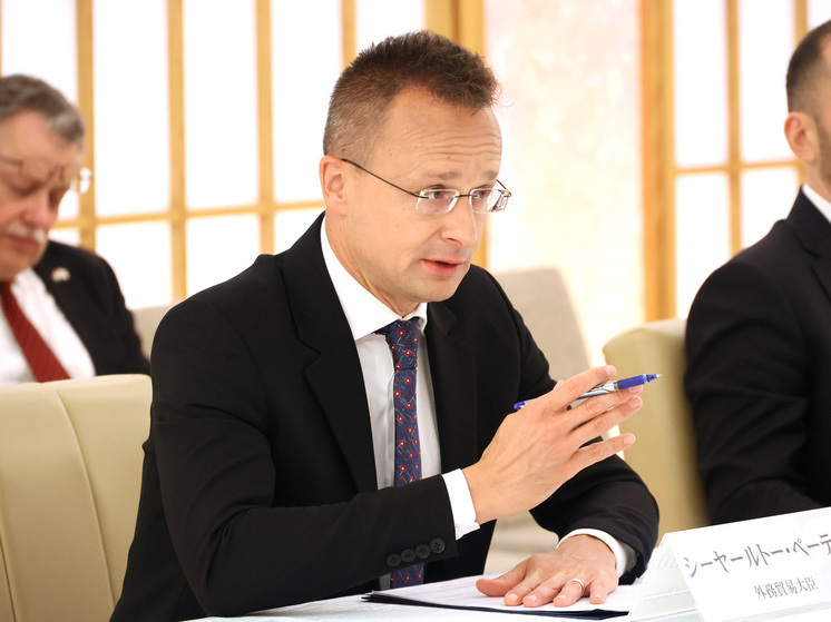 Сийярто: Украина не станет членом Евросоюза