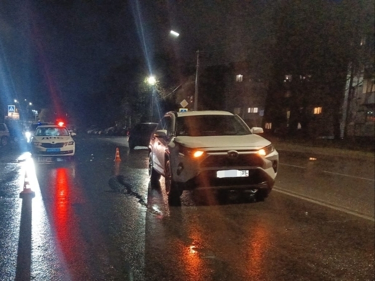 В Вологде под колесами автомобиля погибла девушка