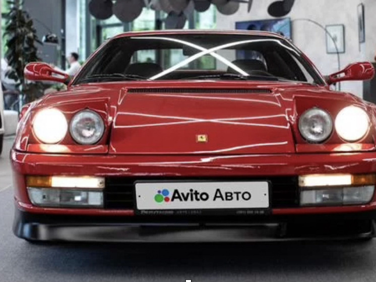 Редкая Ferrari Testarossa 1989 года выставлена на продажу в Красноярске за 22 млн рублей