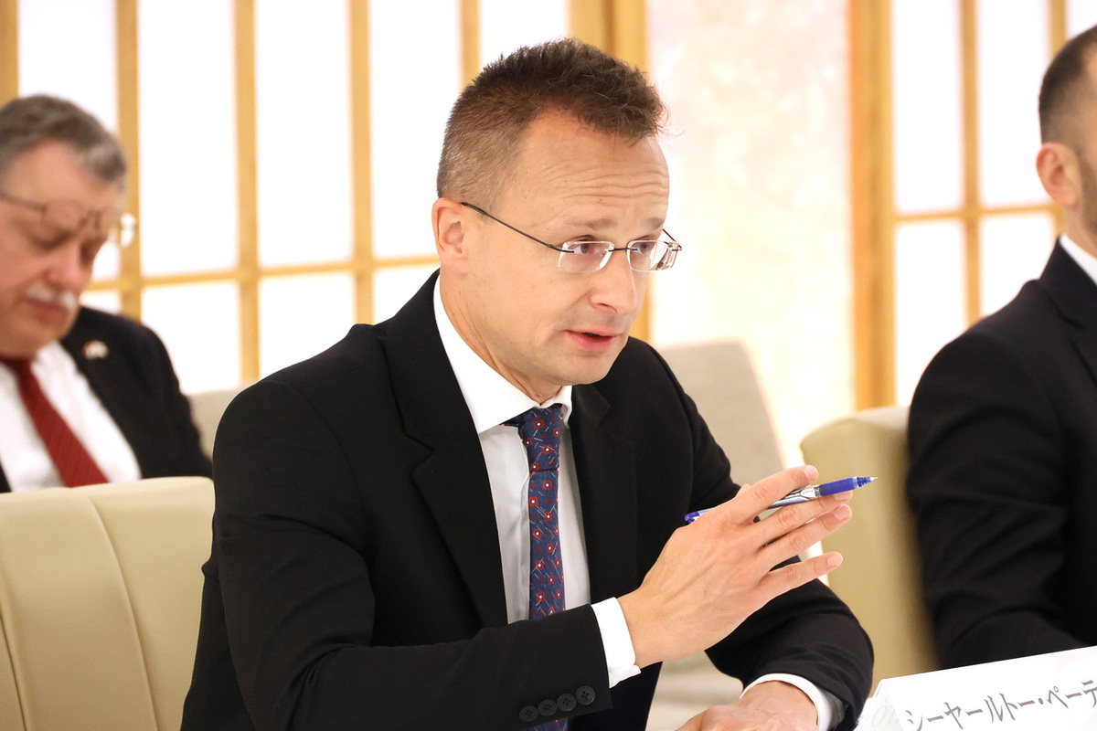 Сийярто: Украина не станет членом Евросоюза