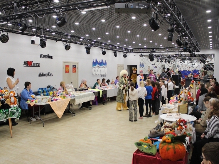 В Печенге прошла праздничная программа в честь Дня народного единства