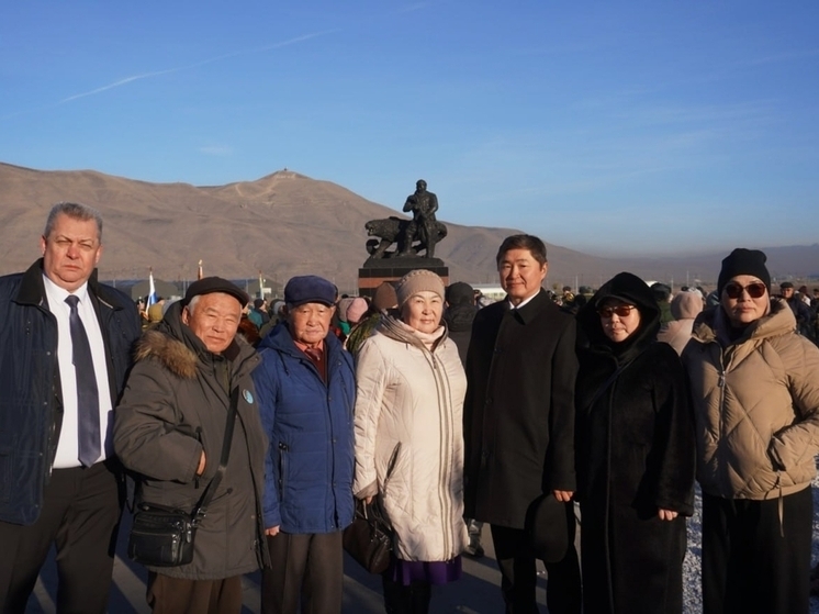 В Туве на территории воинской части 55115 установлена скульптура  «Черный  барс» в память о бойцах СВО