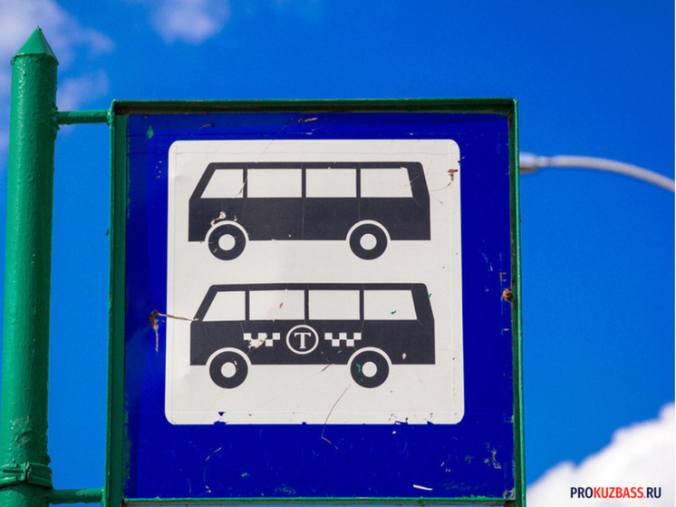 В Кузбассе злоумышленники разбили стекло и повредили портреты легендарных космонавтов