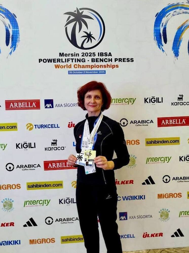 Параспортсменка Струкова из Новосибирска установила два мировых рекорда