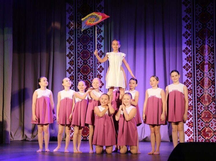 Серпуховской посёлок Пролетарский отметил тройной праздник