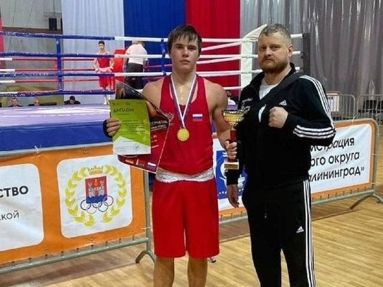 Ливенец Кирилл Лукьянов с победы начал выступление на Первенстве Европы по боксу