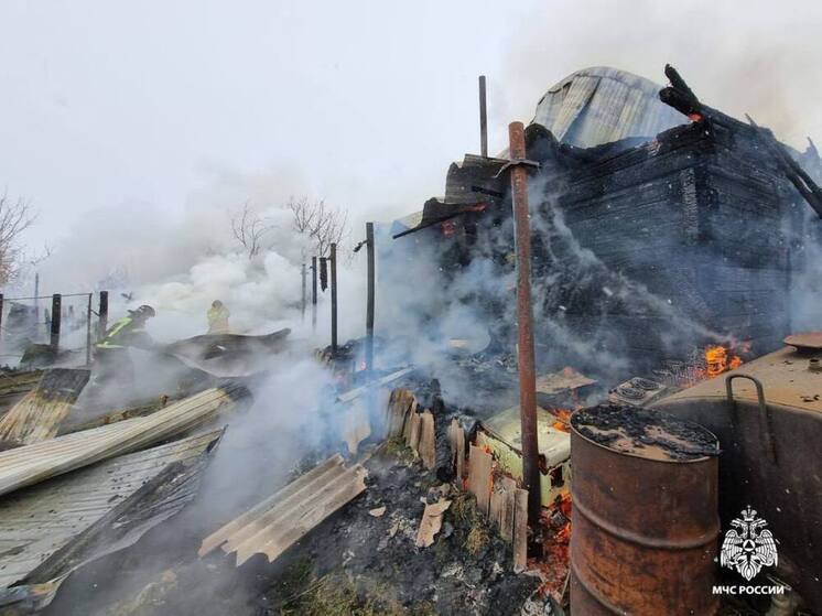 Пенсионерка пострадала при взрыве газа в доме в Новосибирской области