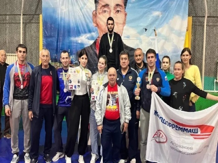 Астраханские борцы завоевали 7 медалей на Всероссийских соревнованиях в Лагани