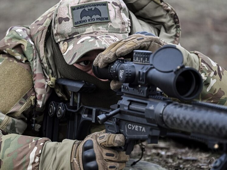 Аксёнов поздравил военных разведчиков с профессиональным праздником