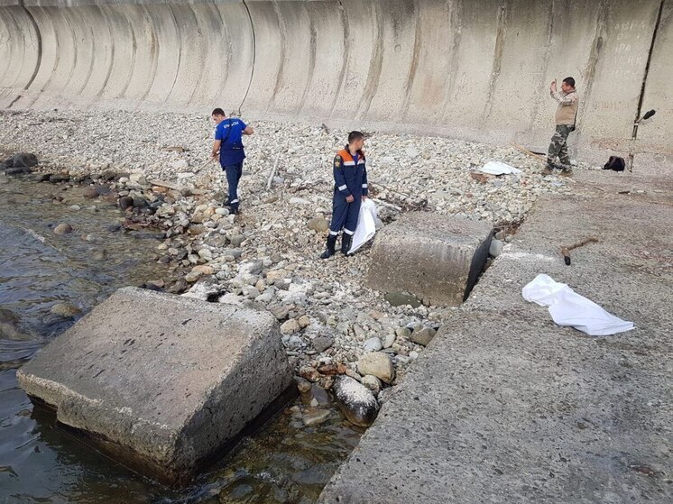 В Туапсе очистили порядка 300 м побережья после атаки БПЛА