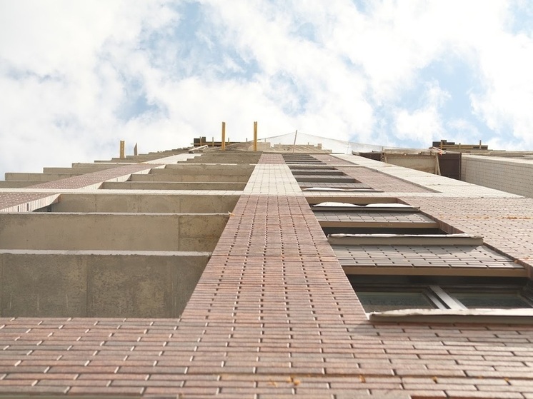 В Волгограде для жителей аварийных домов приобретут 106 новых квартир