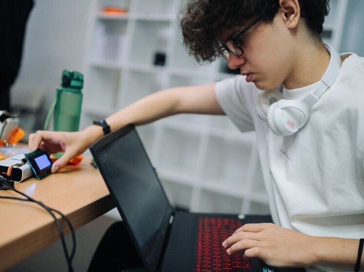 Липецкий школьник разрабатывает инновационные энергосистемы в «Сириусе»