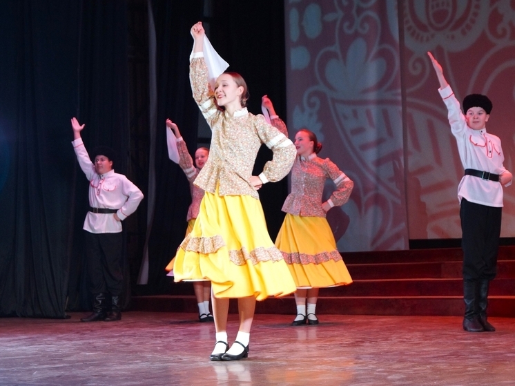 Лихославль отметил праздник большим концертом