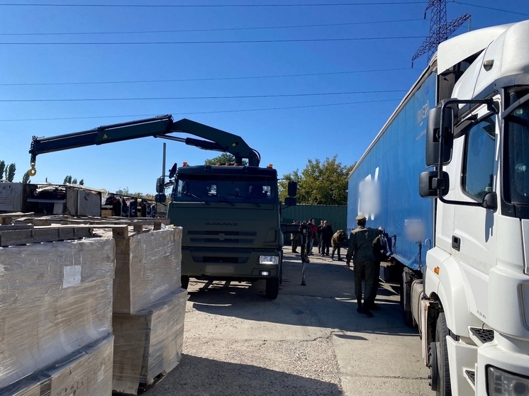 Астраханские таможенники передали на СВО изъятую в Волгоградской области технику