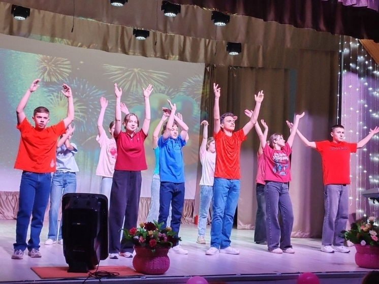 В Емецком ДК отпраздновали 35-летие хора «Ивушки»