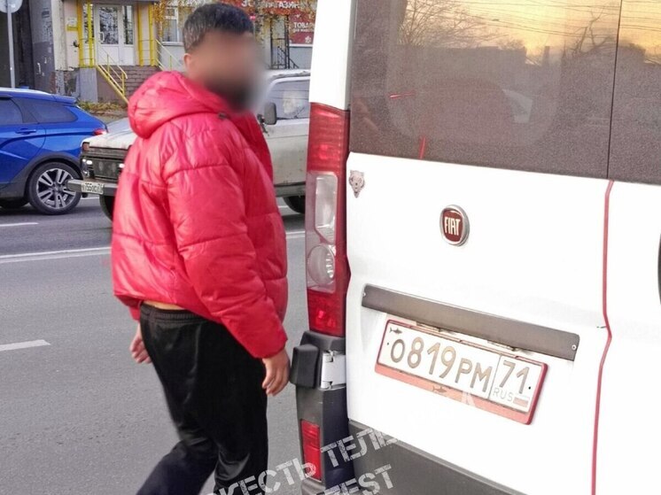 В Туле проверят агрессивного водителя маршрутки, разбившего нос пассажиру