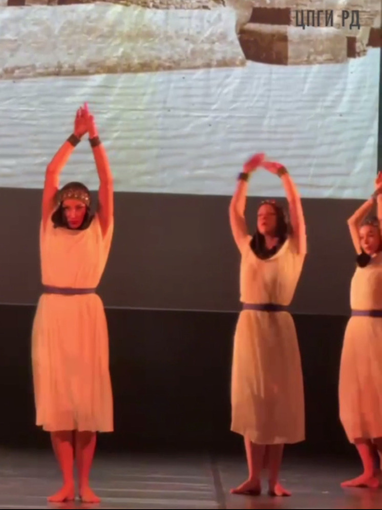 В Махачкале прошла премьера спектакля о Мураде Кажлаеве