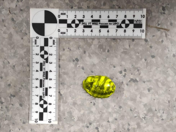 Житель Тверской области засунул в рот сверток с “синтетикой” и чуть не умер на глазах у полицейских