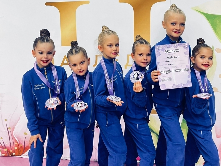 Юные гимнастки из Серпухова показали свое мастерство в Казани