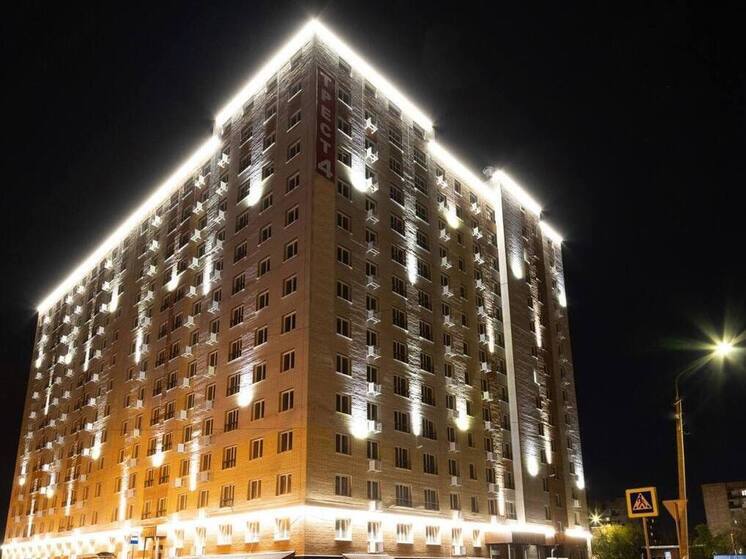 В Омске сдали высотку со спортивной площадкой на крыше