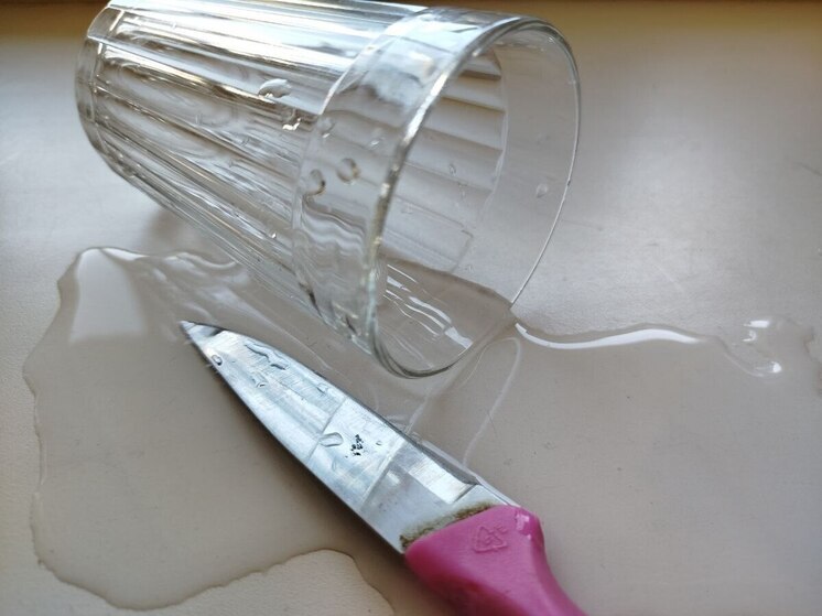 В Снежногорске выяснили, кто главный на кухне, с помощью складного ножа