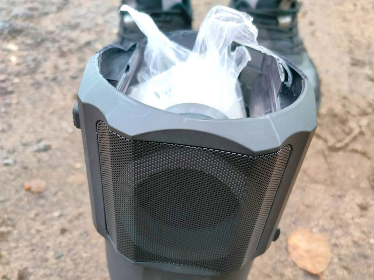 Задержан наркодилер, прятавший метадон в музыкальной колонке