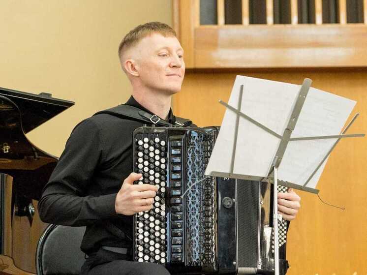 Бенефис баяна: в Астрахани впервые состоялся концерт по произведениям композитора Кирилла Волкова