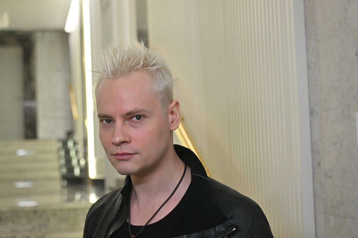 Россияне назвали двух певцов, которые стали лучшими в этом году