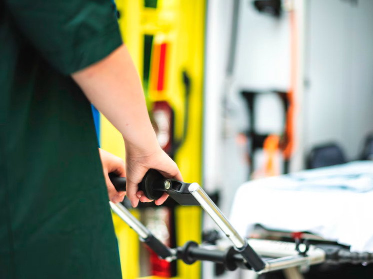 В Дятьково иномарка сбила 43-летнего брянца