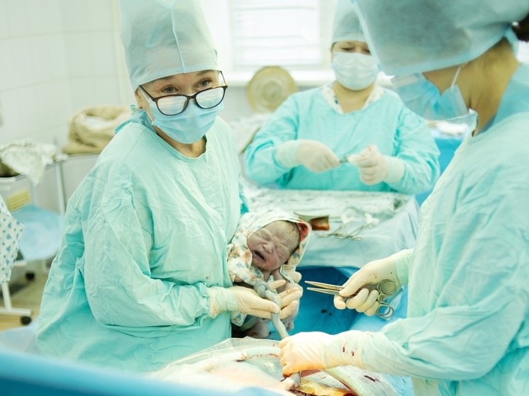 В одном из ивановских роддомов в октябре родились 9 пар двойняшек