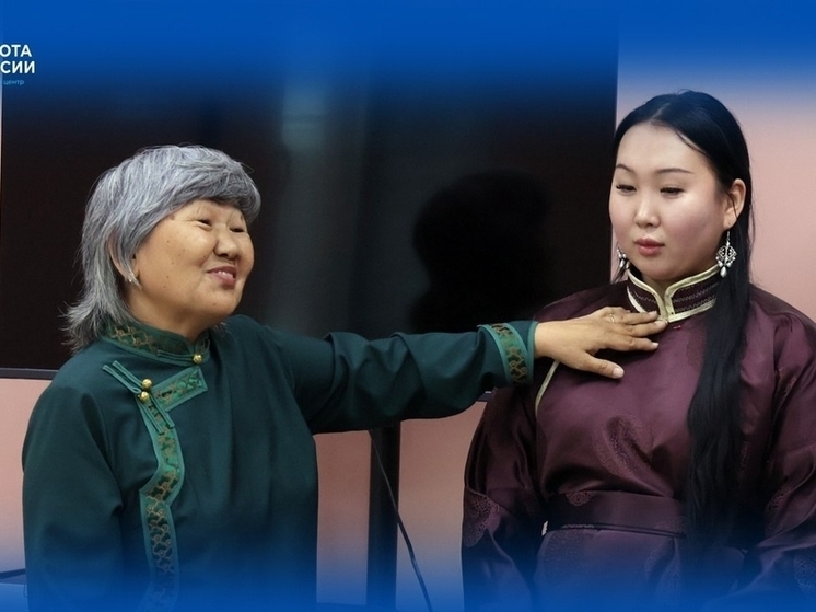 Благодаря реализации госпрограммы жители Тувы  осваивают  курс по пошиву национального тона (тувинского пальто)