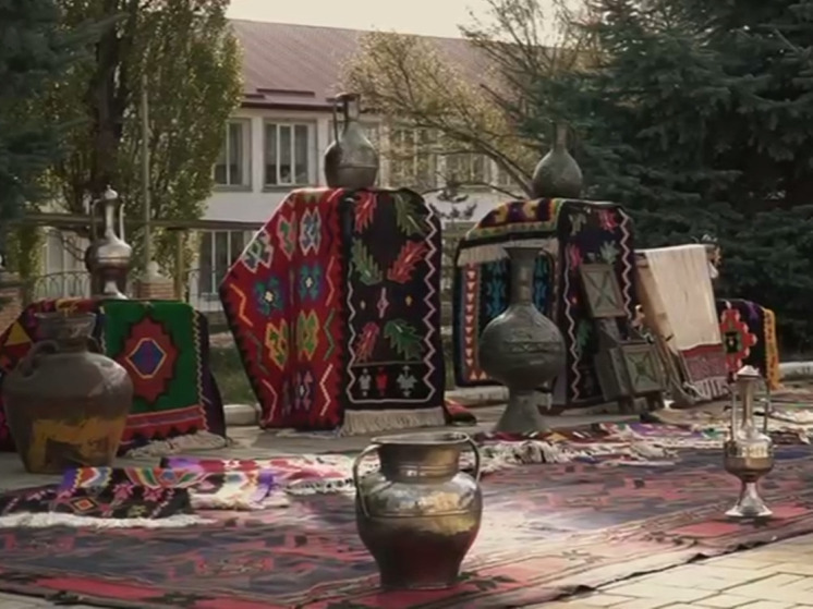 В Дагестане прошел III Фестиваль ковров в честь Дня народного единства