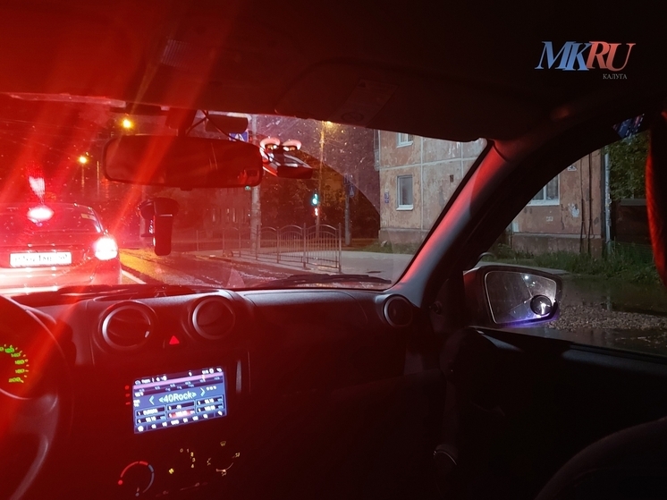 Калужанам запретили греть двигатели во дворах