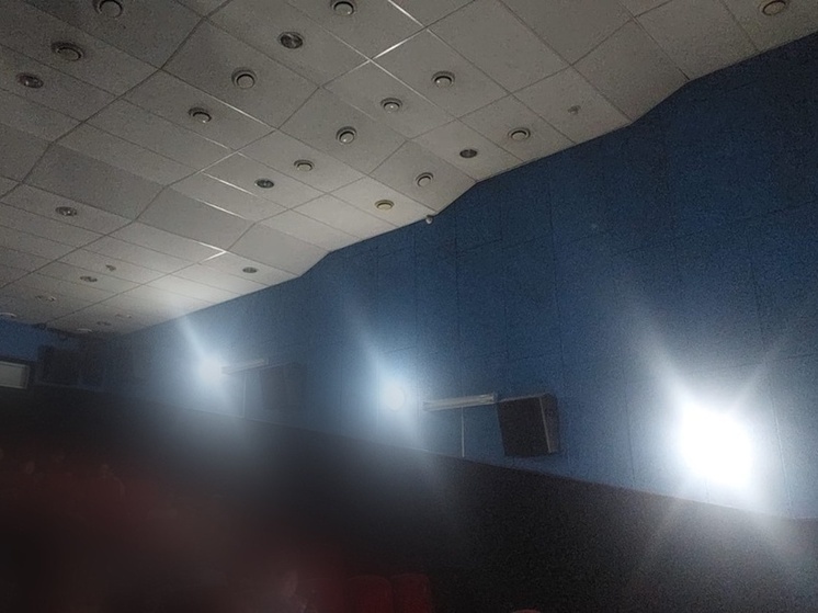 В столице Хакасии посетители кинотеатра остались с ожогами глаз