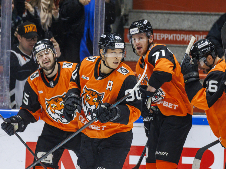 «Амур» в Хабаровске одержал вторую победу подряд, в овертайме обыграв «Авангард»