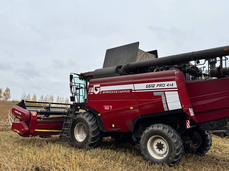 Смоленская область завершает уборку урожая с заметным ростом показателей