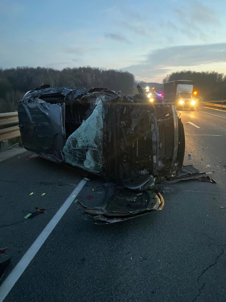 Опасный обгон обернулся массовым ДТП на трассе в Орловской области