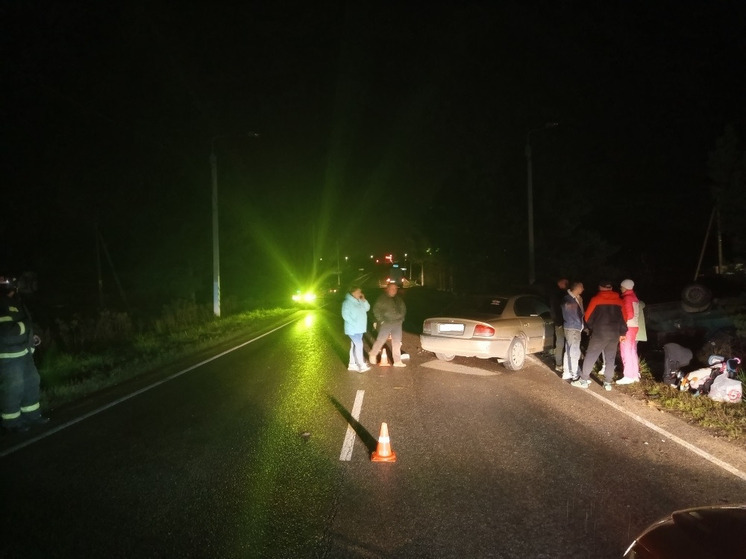 В Орловской области на трассе М-2 лоб в лоб столкнулись «Хенде» и ВАЗ