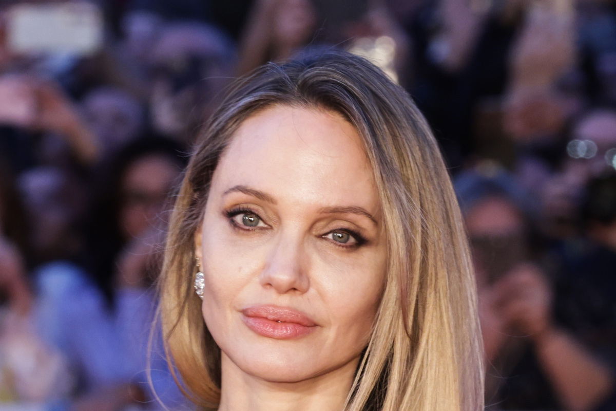 Анджелина Джоли приехала в Херсон